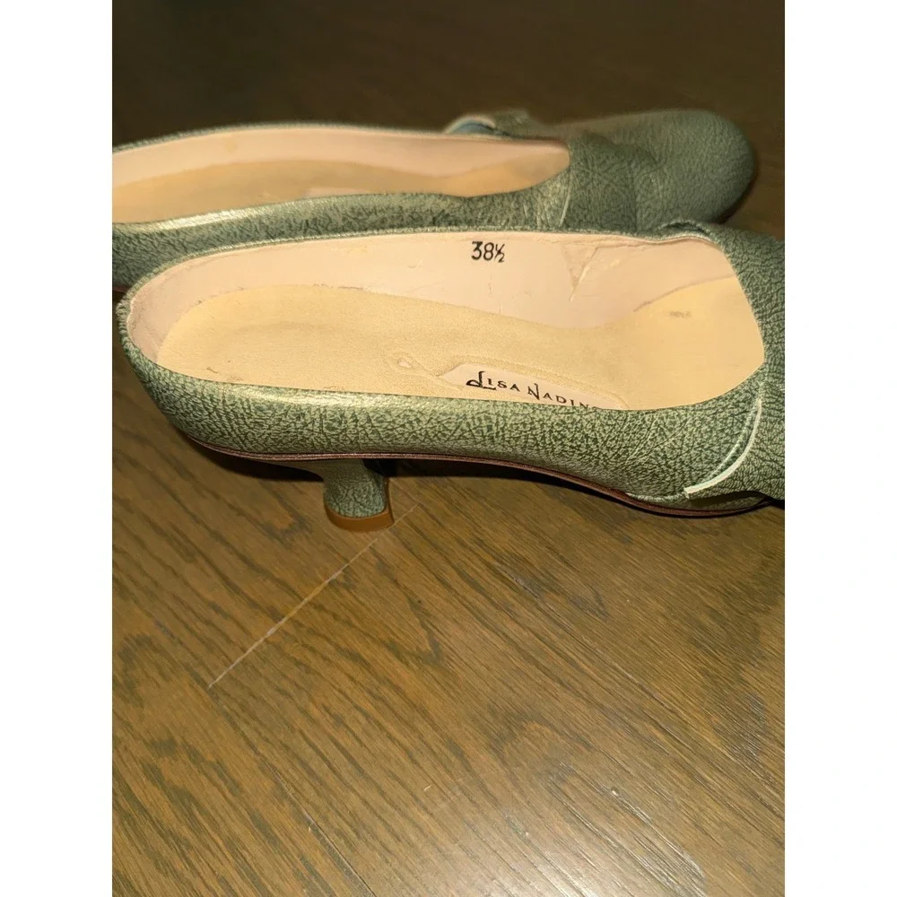 Lisa Nading Green Metallic Textured Leather Kitten Heel Bow Pumps Size 38.5